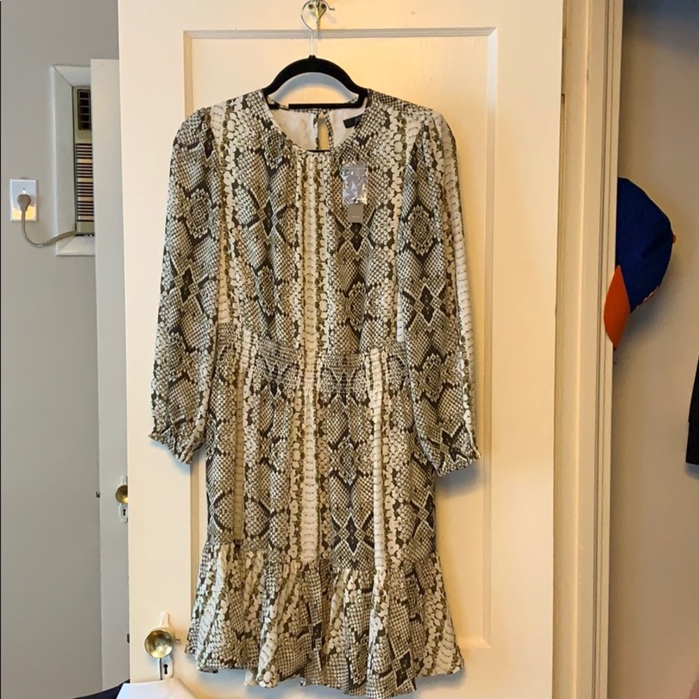 Dress!